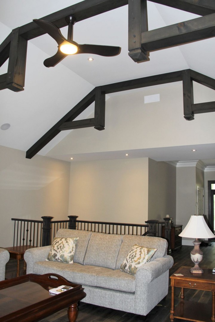 huron-woods-home-2015_great_room_accent_beams